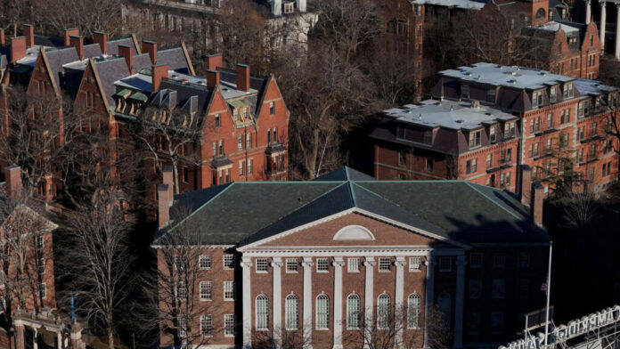 2025-04-12T195515Z_2096428793_RC2PV4AH2I9V_RTRMADP_3_USA-TRUMP-HARVARD-LAWSUIT.JPG