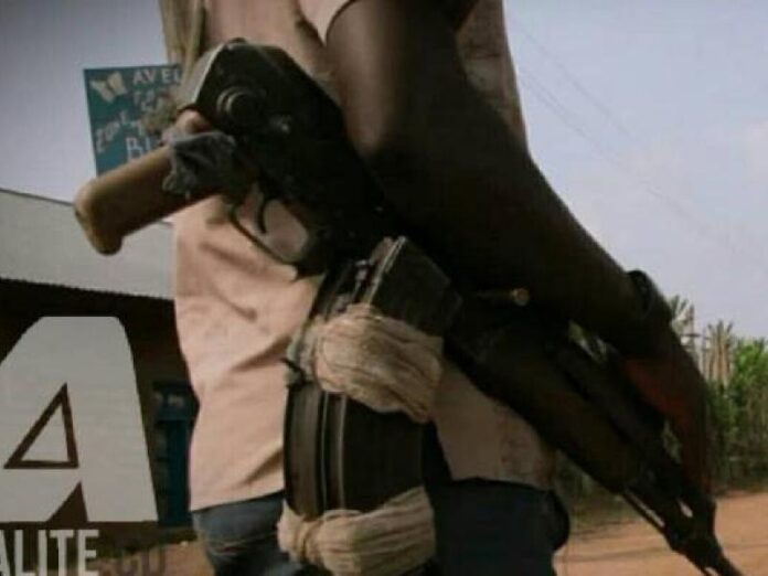 milicien20avec20Armes_0.jpg