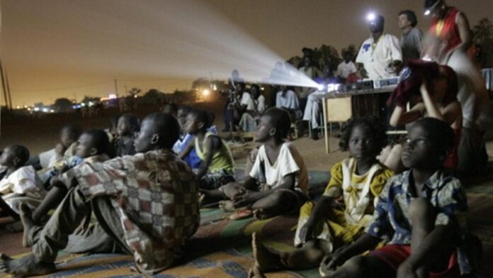 BURKINA_FESPACO000_PAR2005030289094_0_0.jpg