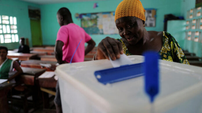 2025-10-25T132228Z-590641279-RC2WIHAGFK3G-RTRMADP-3-IVORYCOAST-ELECTION.jpg