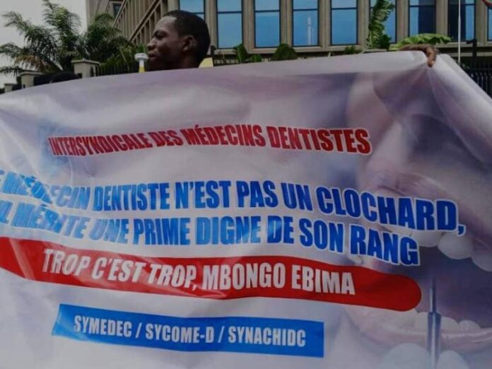 sit-in20des20medecins20dentistes20de20Kinshasa20.jpg
