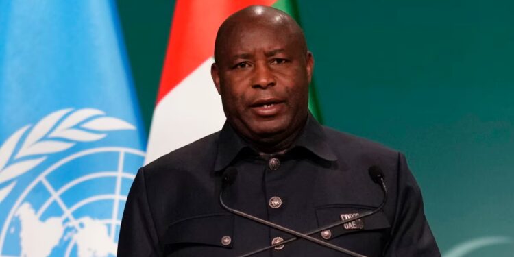 Le administrateur burundais met de rafraîchi en veillé le Rwanda