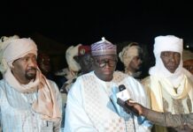 Tchad : les 14 otages de Tourkou libérés sans condition dans le Tibesti Tchad : les 14 otages de Tourkou libérés sans condition dans le Tibesti