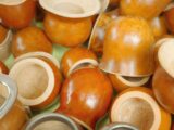 La calebasse, compagne de la vie peule : usages, gravures et symboles