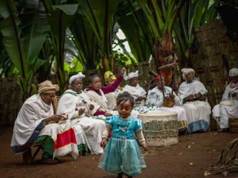 Contes, devinettes et récits : la richesse de la tradition orale peule