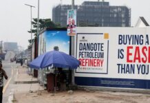 E Nigeria, miliyarder Aliko Dangote yiɗi naatugol verziŋ petorol makko e Lagos e luumo partaaji wonde golle nde yimɓe E Nigeria, miliyarder Aliko Dangote yiɗi naatugol verziŋ petorol makko e Lagos e luumo partaaji wonde golle nde yimɓe